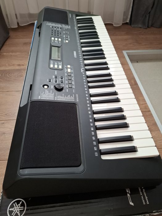 Синтезатор YAMAHA PSR - E 363