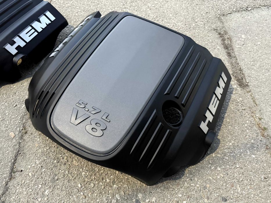 Капак за двигател HEMI 5.7