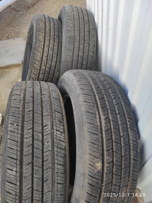 Продам покрышки р 16