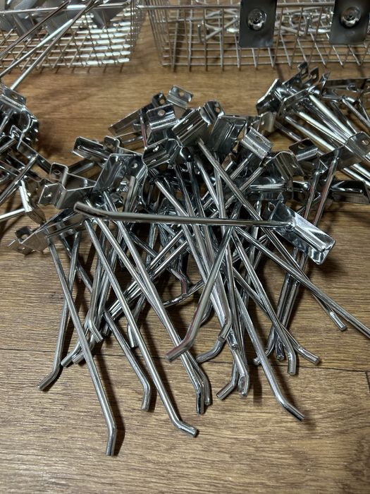 Торговое оборудование для эконом панелей