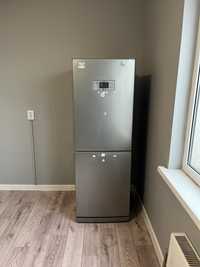 Продам срочно Холодильник LG (Цена до вечера)