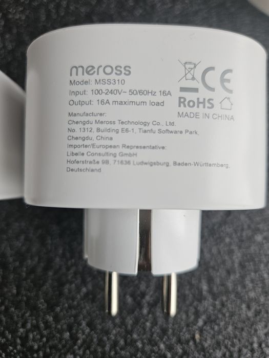 Продавам два смарт контакта Meross MSS310