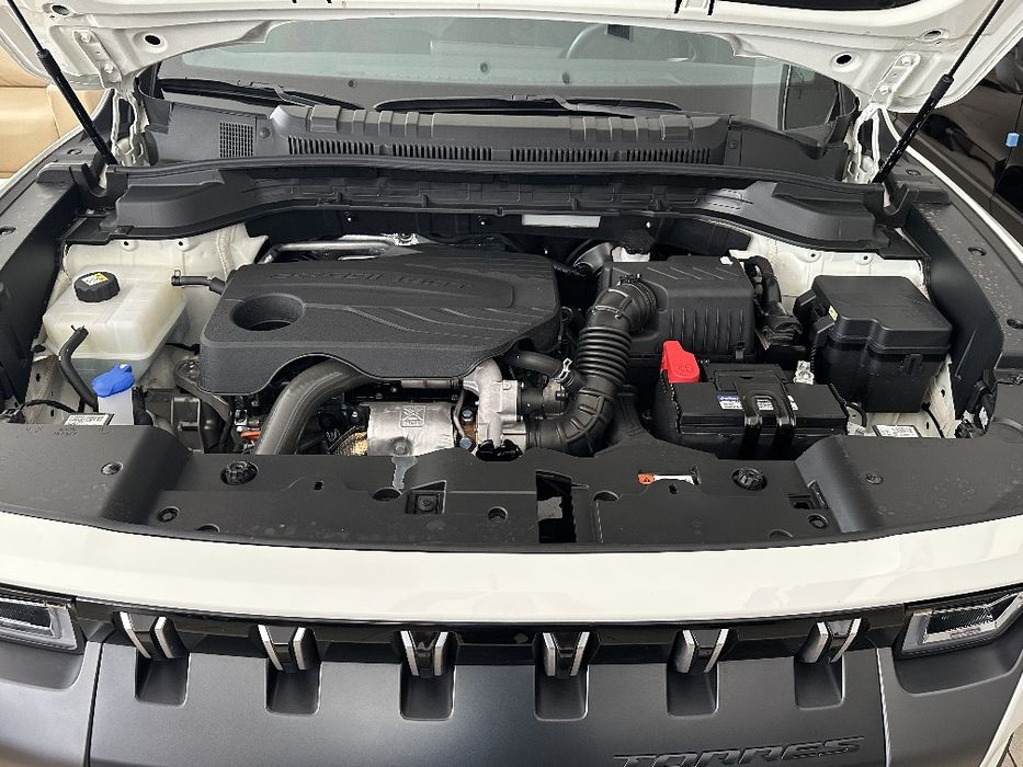 Срочно продаётся автомобиль Ssangyong Torres 2023 FULL Korea  с неболь