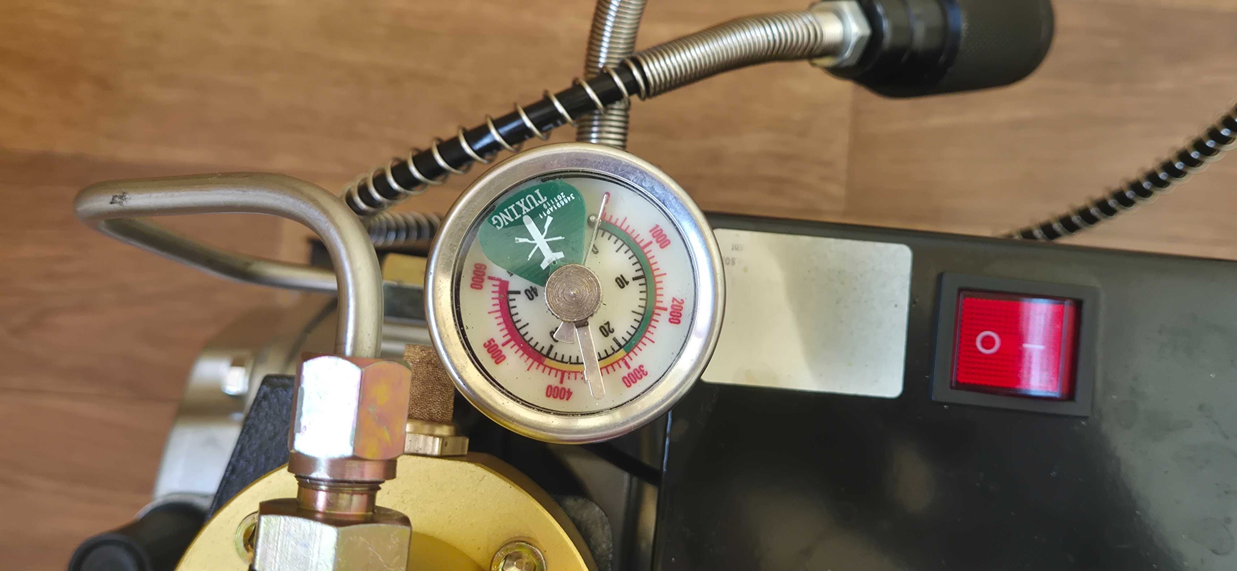 Compresor de aer 300 bar 4500 psi + sticlă de 2 litri