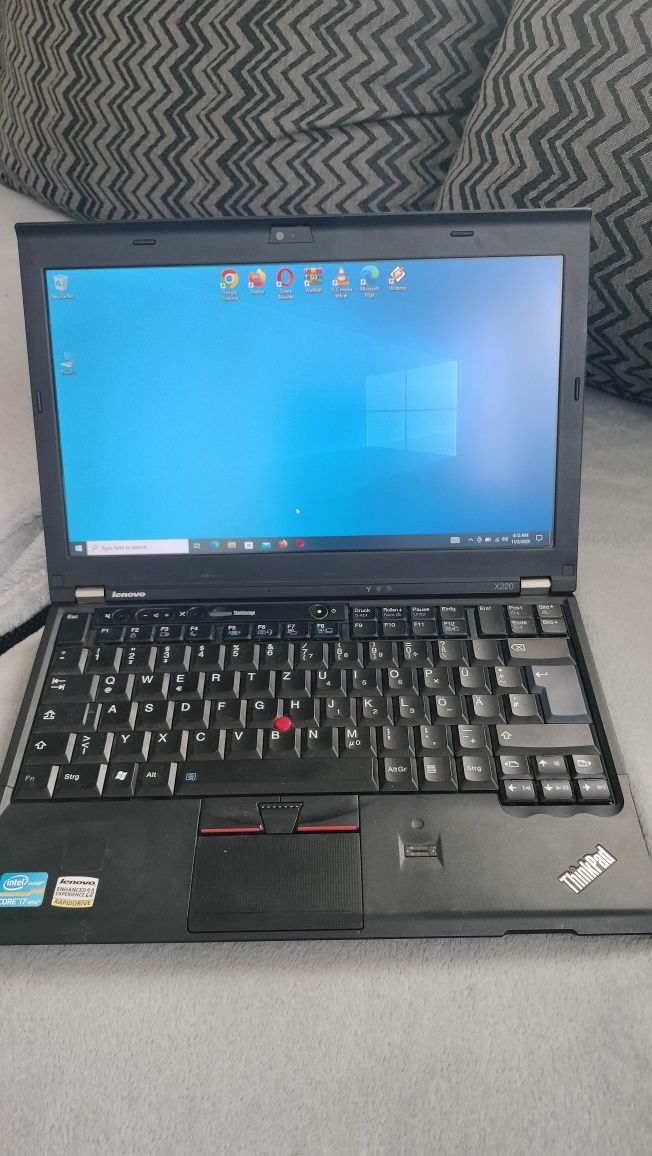 Lenovo thinkpad i7 ram 8Gb video 3GB ssd csgo GTA Fortnite