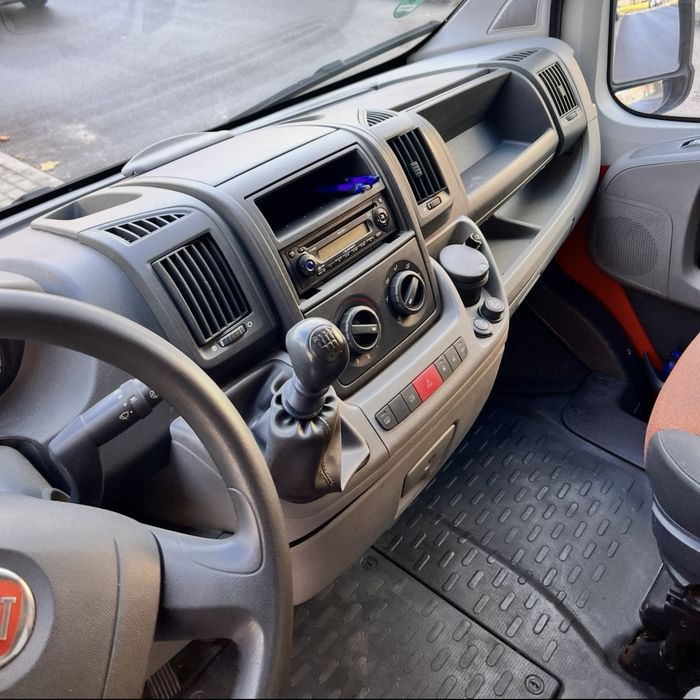 Fiat ducato Vand/schimb cu ceva mai mic cu locuri