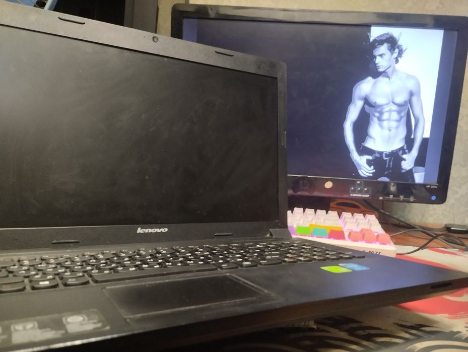 Продам ноутбук в хорошем состоянии