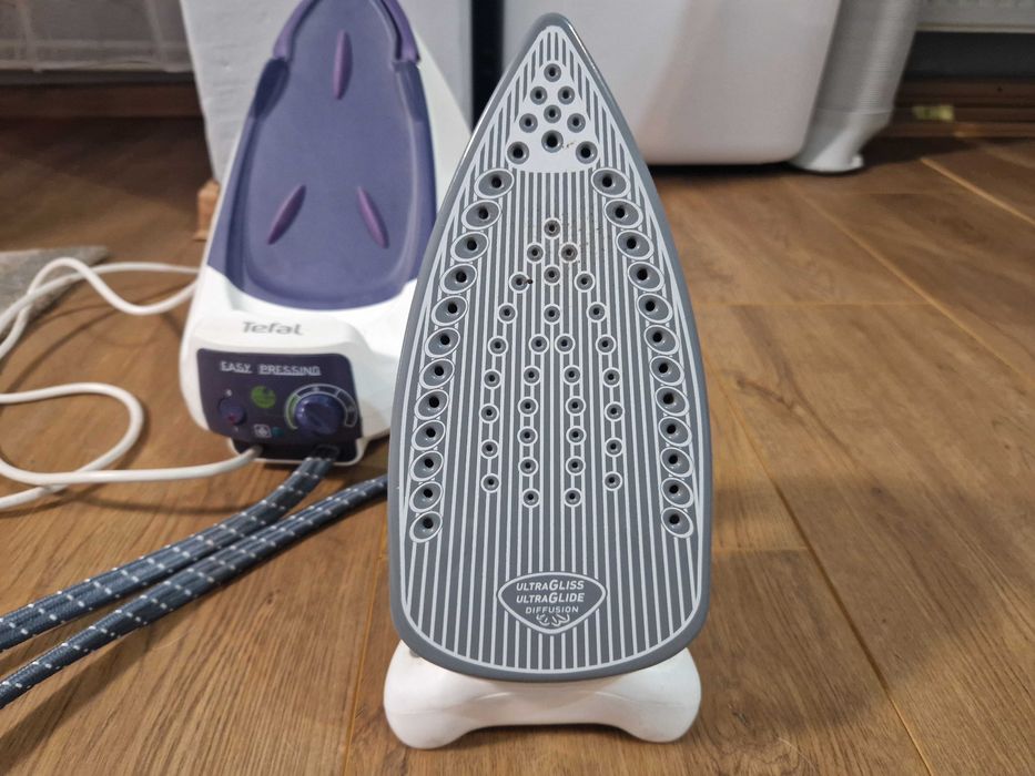 Statie de calcat tefal