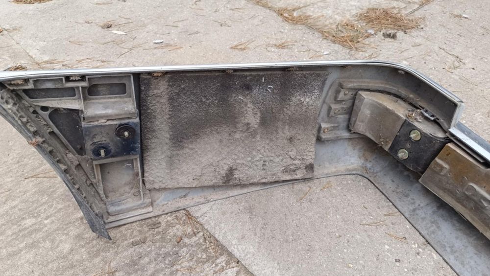 Задна броня W124 Mercedes комби