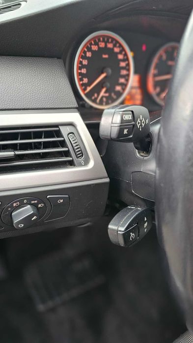 Автомобил BMW E61 530