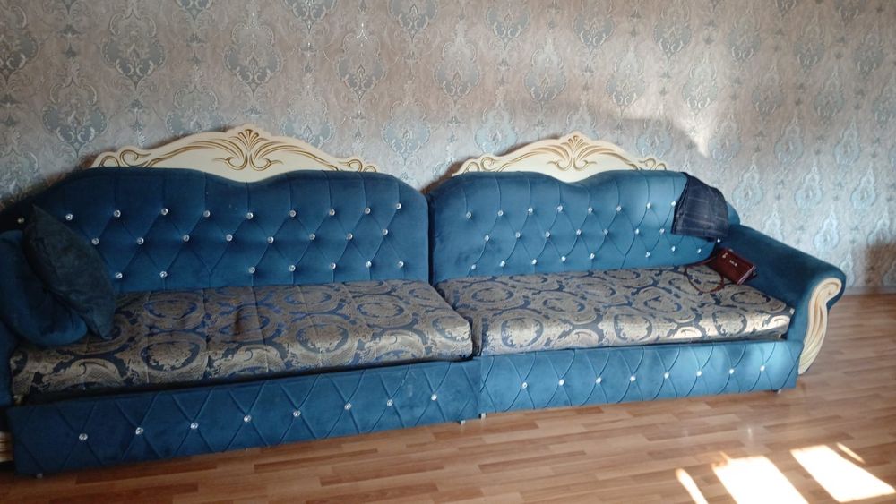 Диван для гостиной