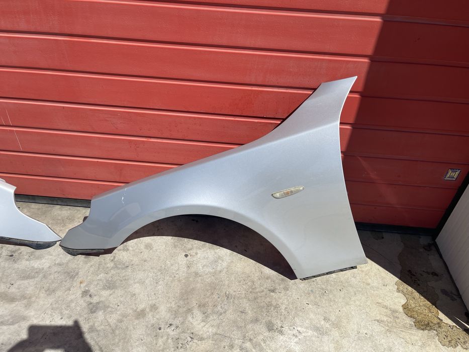 Aripa seria 5 E60/E62,culoare gri, titan silber metalic