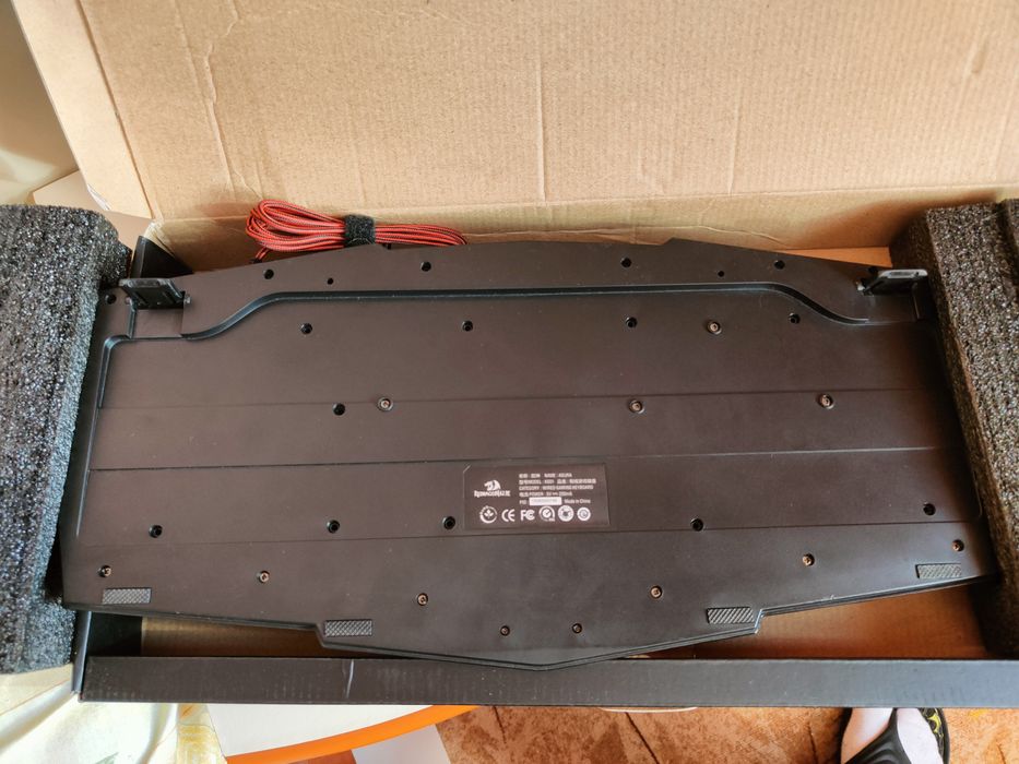 Tastatura Gaming Redragon Asura, Iluminata