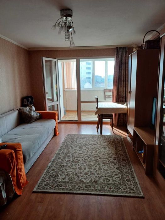 Продам 3х комнатную квартиру.Район Скгу.