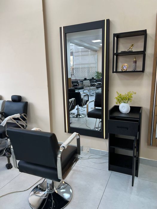 Salon uchun oynalar
