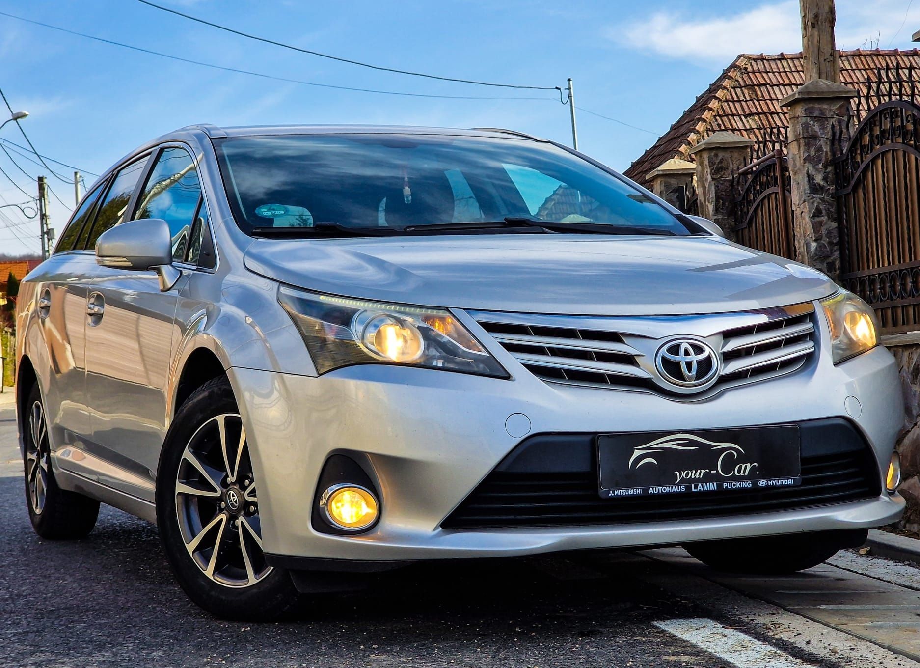 Toyota Avensis Facelift 2012 2,0 diesel 126cp Euro5 Stare Impecabila!