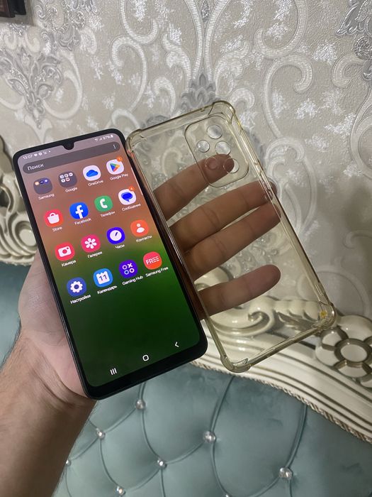 Продам телефон Samsung A33 128Gb