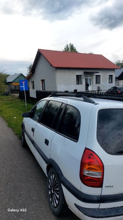 De vanzare Opel zamfira anul 2002 Motor 2.0 Diesel