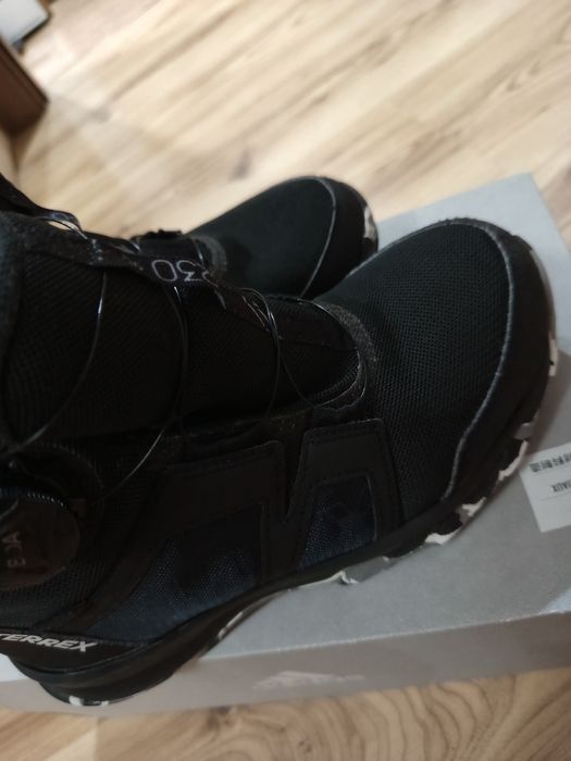 Оригинални боти Адидас