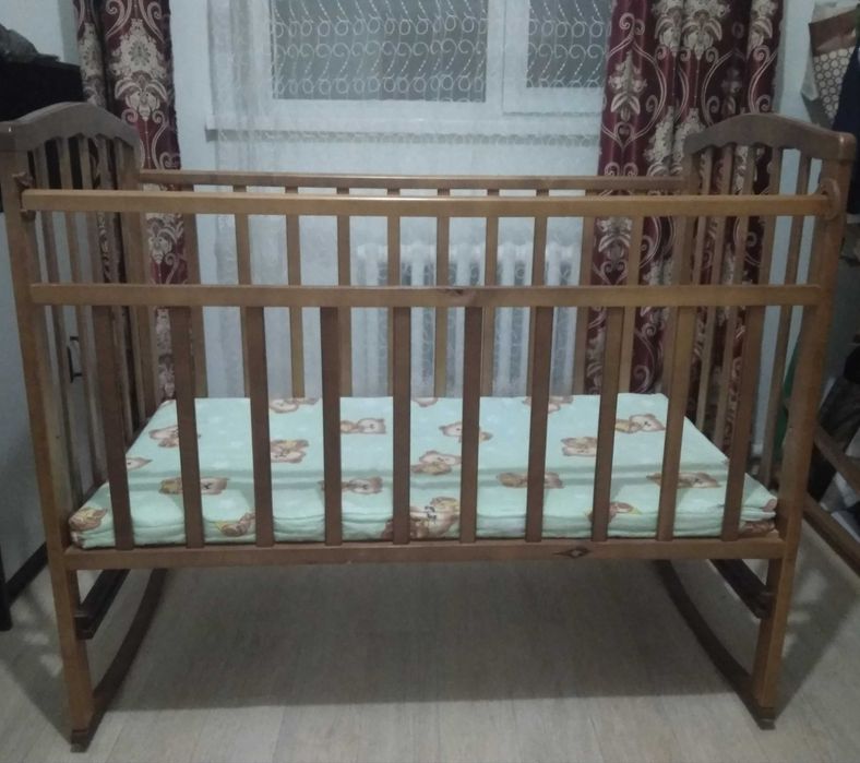 Отдам  бесплатно кровать-манеж