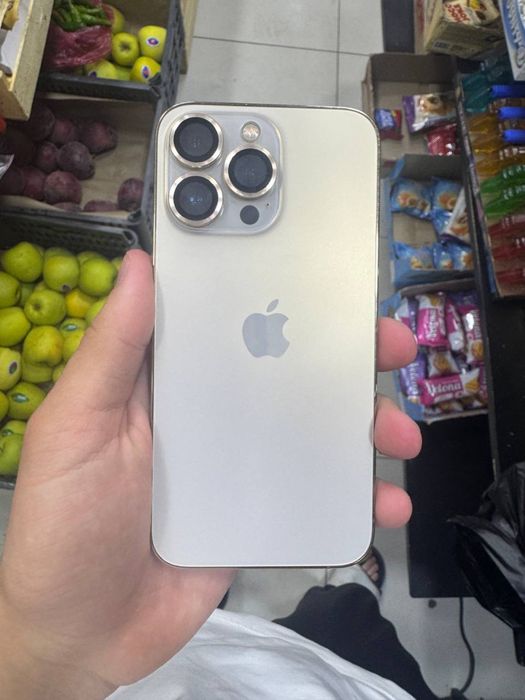iPhone 13 pro gold