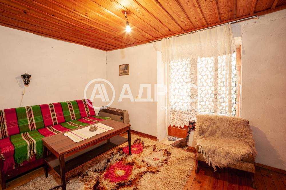 Продава къща с. Чокманово (до Смилян, Смолян)