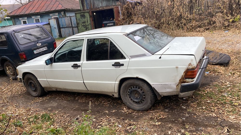 Продам Мерседец на разбор