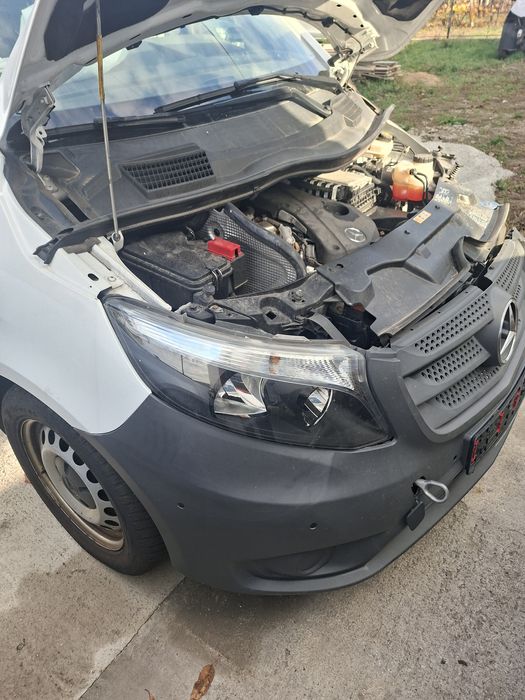 Vând motor mercedes