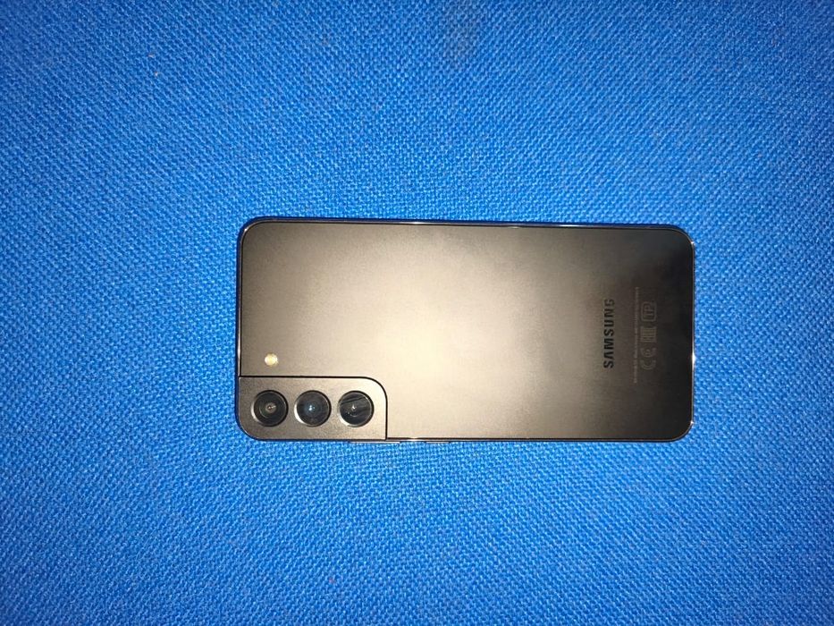 Продам/обменяю Samsung Galaxy S22 plus