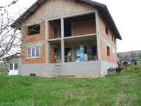 de vinzare casa 370mp si teren 9964mp in com Comarna Iasi