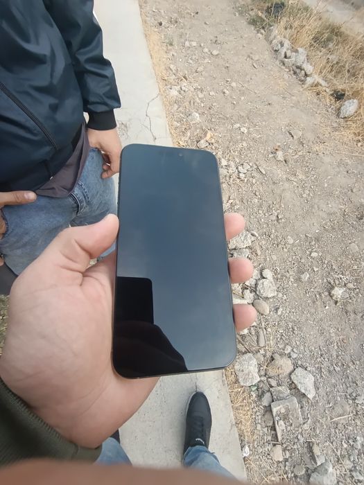 Srochna I phone 15 pro max