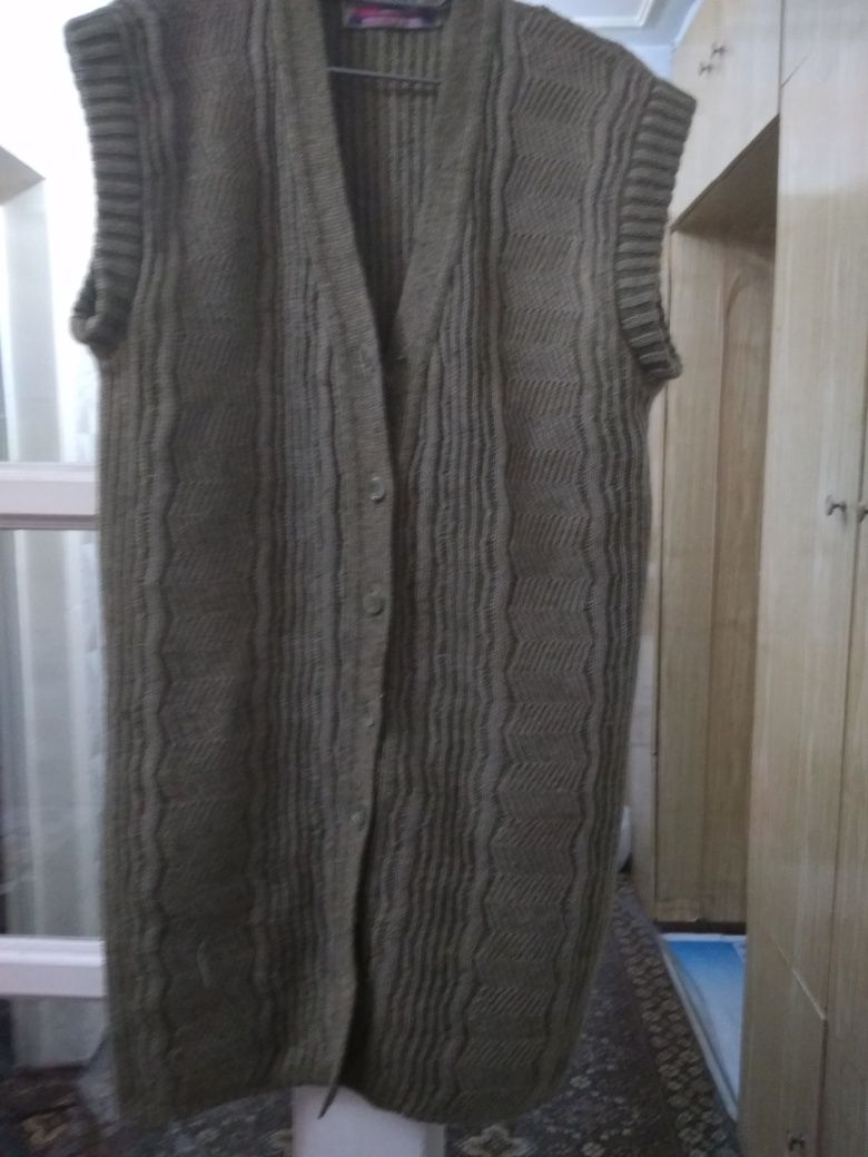 Безрукавка. Калин, Узун , иссккина ,Зур нарса.46,48,50 размерда.