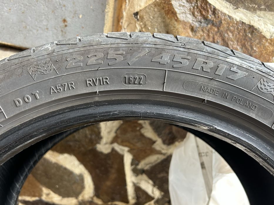 Anvelope vara Debica 225/45R17