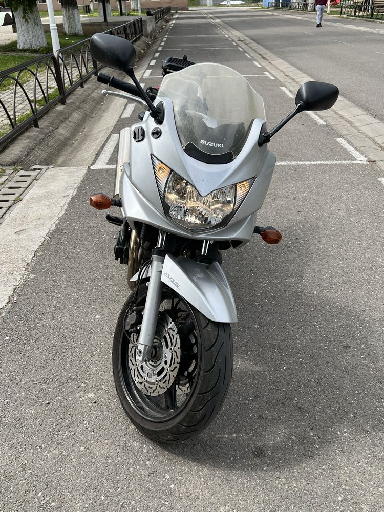 Suzuki Bandit 650 limitat A2 35kW, cu ABS