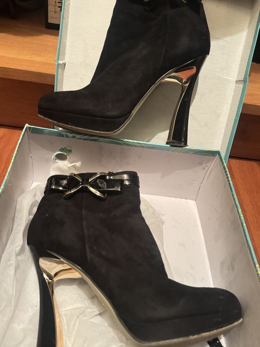 Ботильоны из натуральной замши