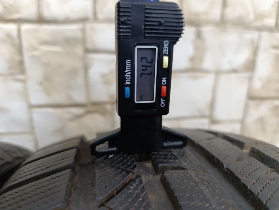 Зимни гуми MOMO 225/45/17 dot 2023