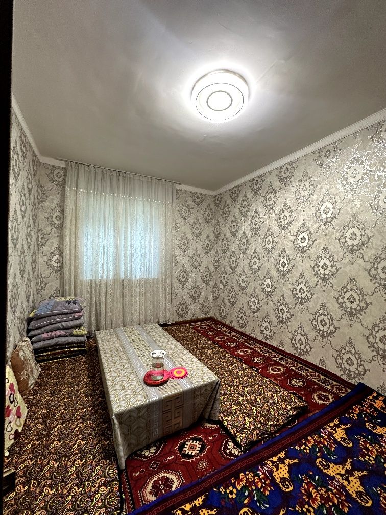Yangi remontli , yangi ko'p qavatli uylardan 1xonali uy sotiladi.