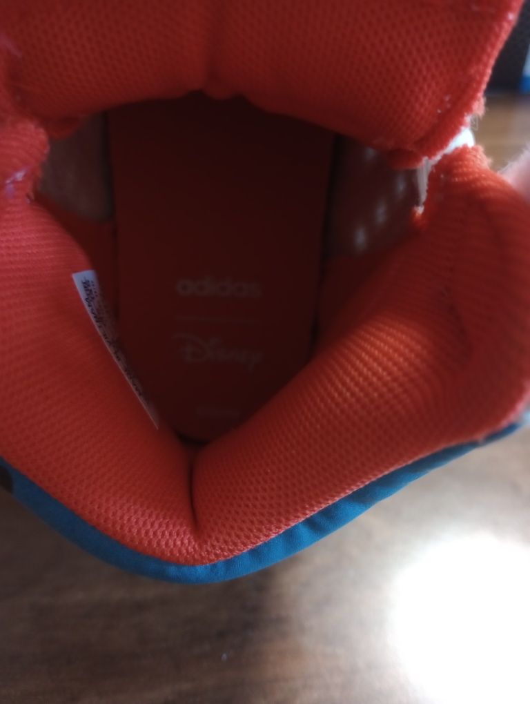 Високи маратонки Adidas Disney