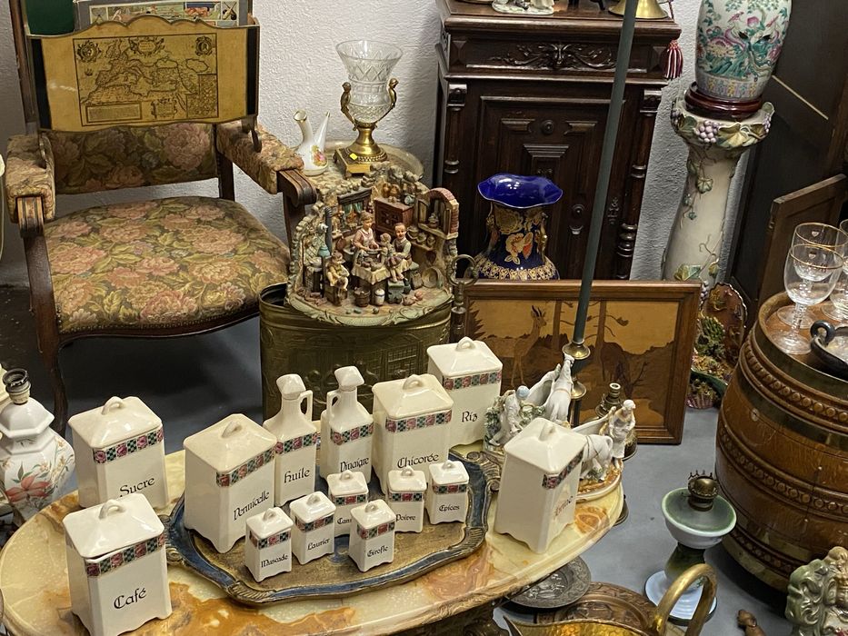 Ново зареждане франция 02.12.2025 г . 168 предмета