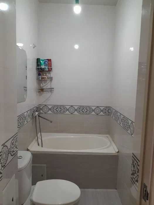 Продается 1-комнатная квартира на Юнусабад-4, Паспортный стол !