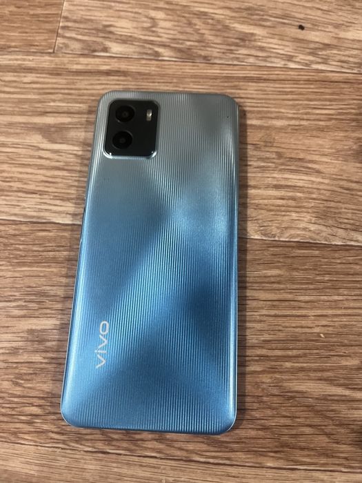 Продам телефон оппо в хорошем состоянии