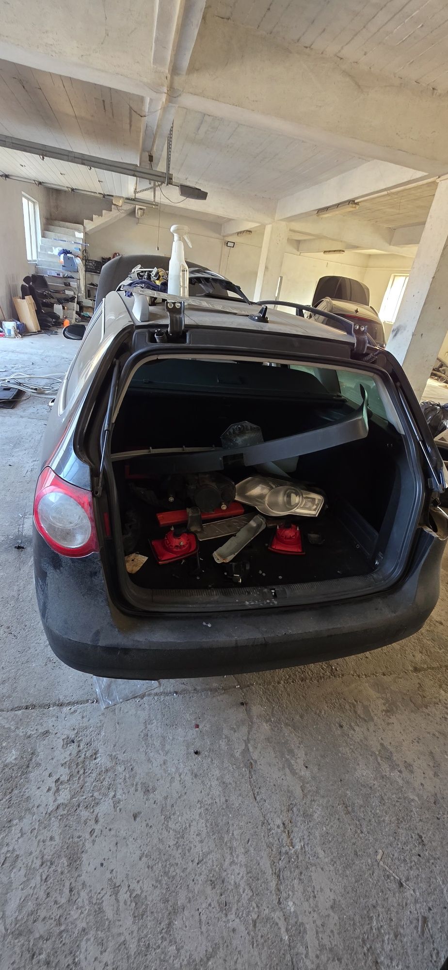 Dezmembrez vw Passat b6 euro 5 cbab