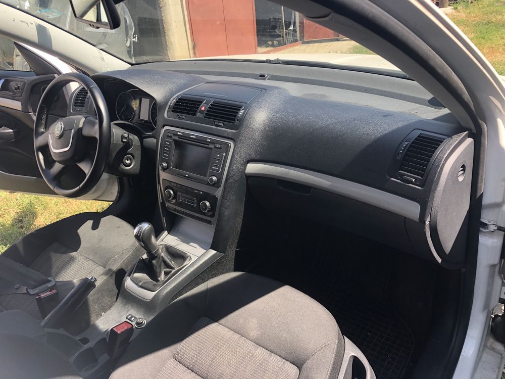 Haion Portbagaj Skoda Octavia 2 fl facelift break combi alb