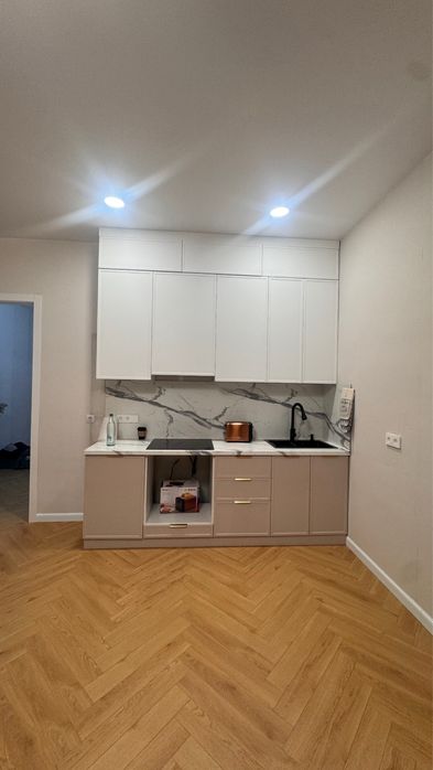 Продаю новую кухню МДФ!