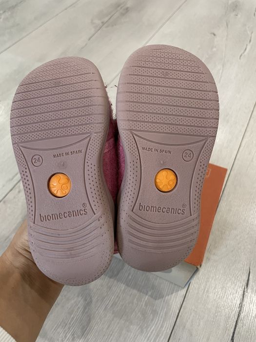 Пантофи Biomecanics