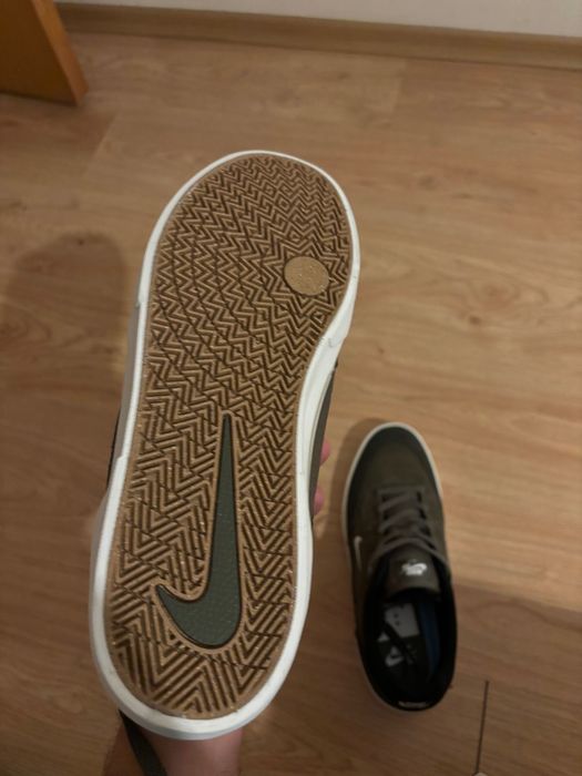 Nike SB Malor - Medium Olive Cargo - Чисто Нови ( не са носени )