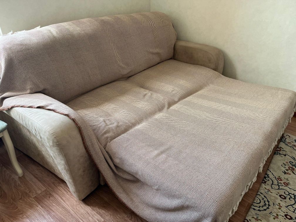 Диван продам срочно