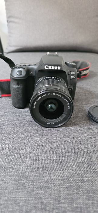 Canon 90D si 10-18 mm in stare foarte buna