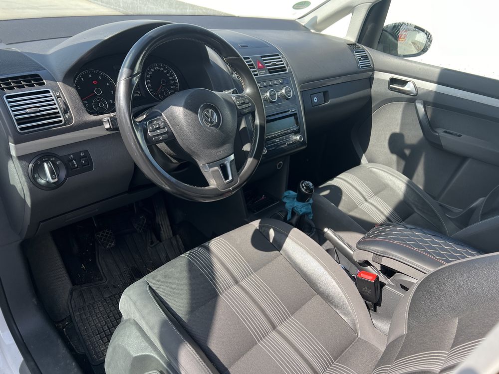 Volkswagen Touran 2013