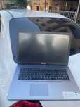 Asus VivoBook 17 core i3
